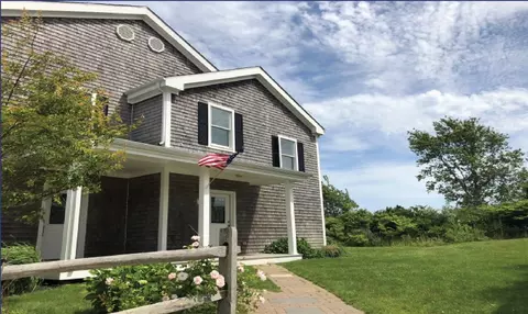 1806 High St #3, Block Island, RI 02807
