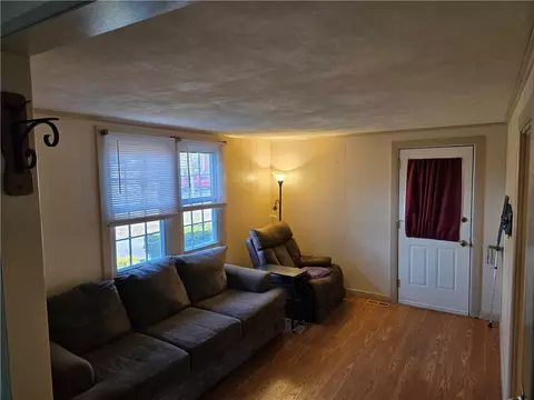 Living - 46 Galant Dr, Warwick, RI 02886 photo 4 of 4