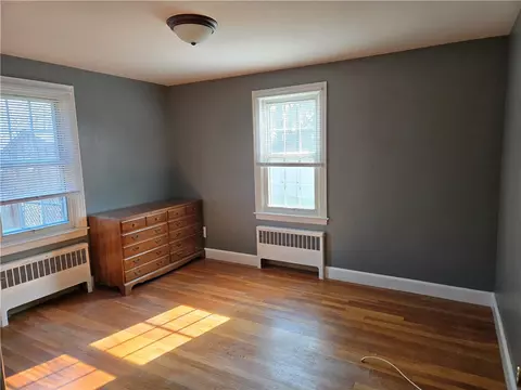 Bedroom - 46 Galant Dr, Warwick, RI 02886 photo 3 of 5