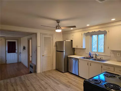 Kitchen - 46 Galant Dr, Warwick, RI 02886 photo 1 of 2