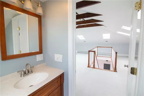 Bath - 17 West St #A3, Westerly, RI 02891 photo 5 of 5