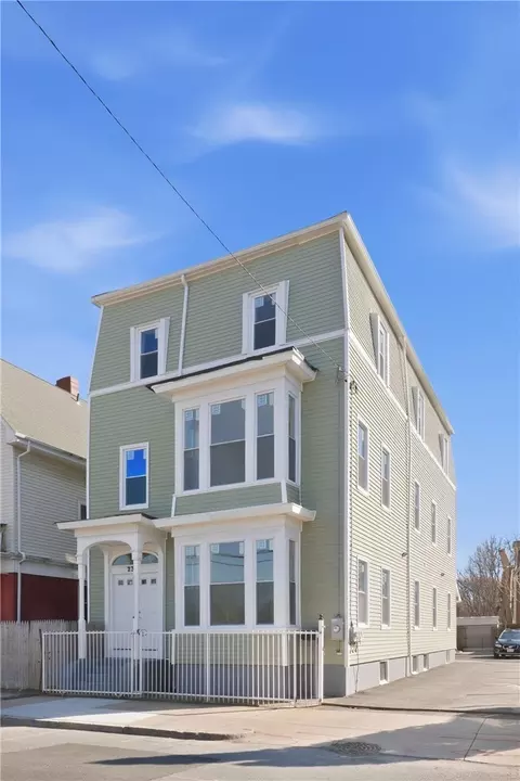 236 Dudley St, Providence, RI 02907