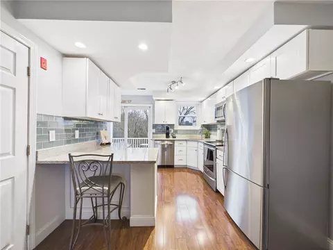 Kitchen - 3399 Post Rd #6, Warwick, RI 02886 photo 2 of 5