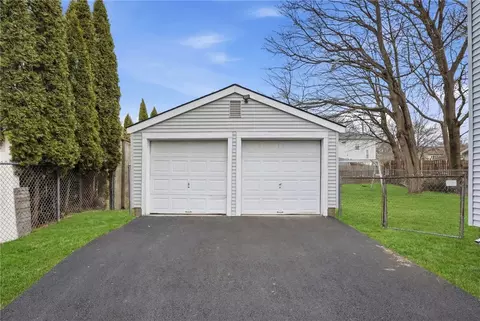 Exterior - 128 Cleveland St, Woonsocket, RI 02895 photo 2 of 6