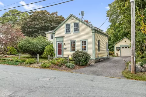228 Rodman St, South Kingstown, RI 02879