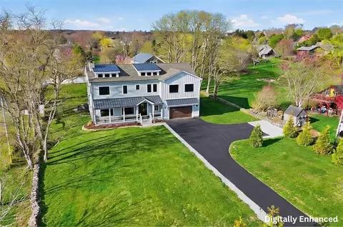 980 Green End Avenue Ave, Middletown, RI 02842