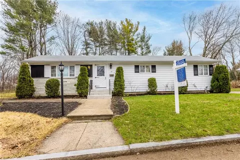 10 Potter Dr, Providence, RI 02907