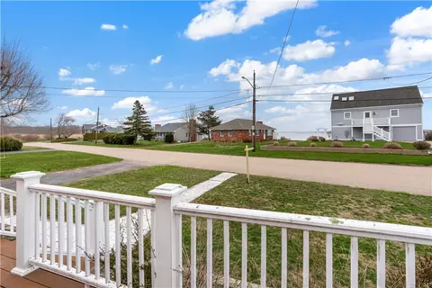 Exterior - 16 Rabbit Run, Westerly, RI 02891 photo 2 of 5
