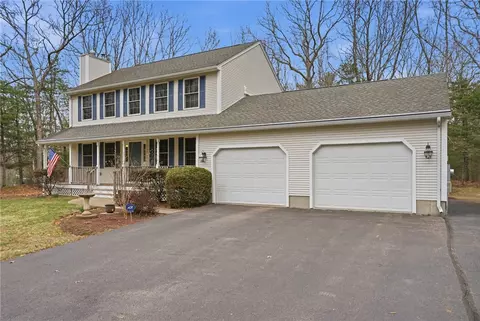 138 Dover Ln, Richmond, RI 02812