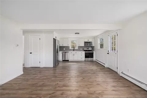 Living - 26 Limestone Rd, Warwick, RI 02889 photo 1 of 5