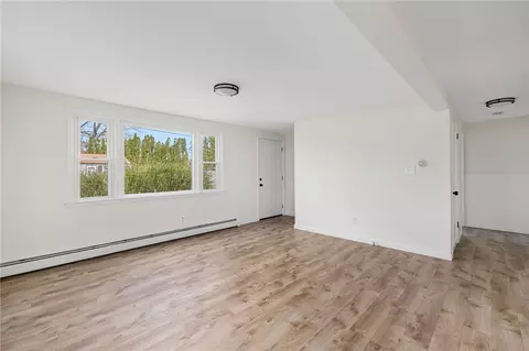 Living - 26 Limestone Rd, Warwick, RI 02889 photo 4 of 5