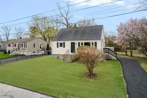 26 Limestone Rd, Warwick, RI 02889