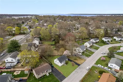 View/Area - 26 Limestone Rd, Warwick, RI 02889 photo 4 of 6