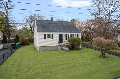 Exterior - 26 Limestone Rd, Warwick, RI 02889 photo 3 of 12