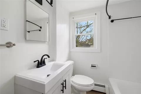 Bath - 26 Limestone Rd, Warwick, RI 02889 photo 2 of 2