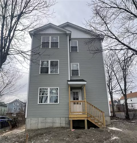 134 Florence St, Providence, RI 02909