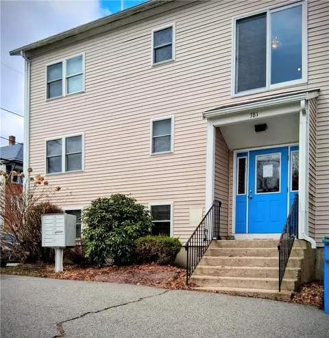 381 Old River Rd #3, Lincoln, RI 02838