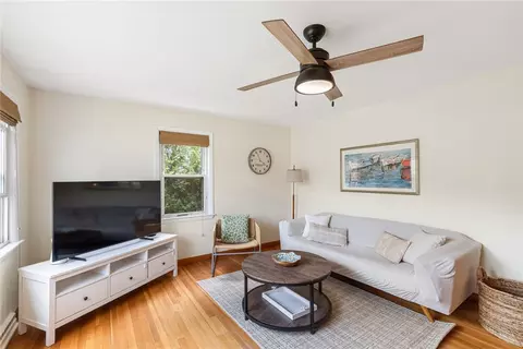 Living - 32 Overhill Rd, Warren, RI 02885 photo 2 of 4