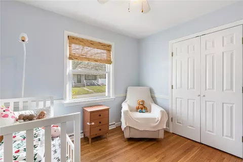 Bedroom - 32 Overhill Rd, Warren, RI 02885 photo 2 of 8