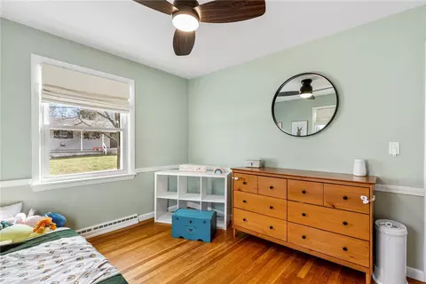 Bedroom - 32 Overhill Rd, Warren, RI 02885 photo 8 of 8