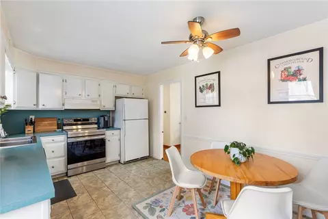 Kitchen - 32 Overhill Rd, Warren, RI 02885 photo 2 of 5