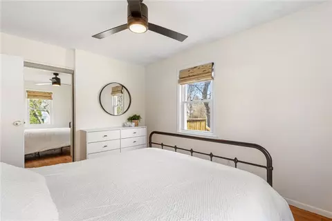 Bedroom - 32 Overhill Rd, Warren, RI 02885 photo 5 of 8