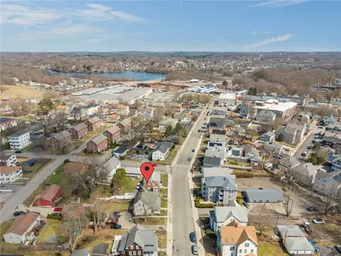 View/Area - 469 Winter St, Woonsocket, RI 02895 photo 2 of 4