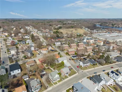 View/Area - 469 Winter St, Woonsocket, RI 02895 photo 1 of 4
