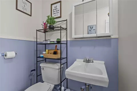 Bath - 469 Winter St, Woonsocket, RI 02895 photo 3 of 3