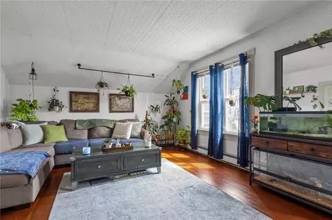Living - 469 Winter St, Woonsocket, RI 02895 photo 8 of 9
