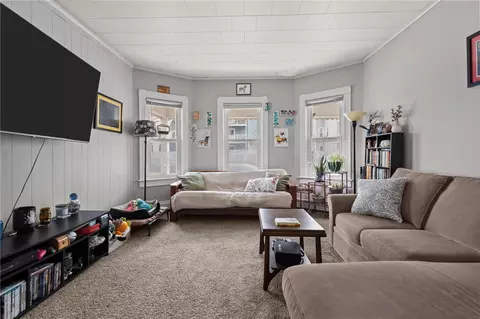 Living - 469 Winter St, Woonsocket, RI 02895 photo 2 of 9