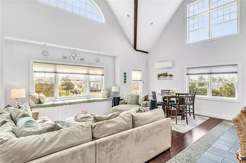 Living - 32 Breach Dr, Westerly, RI 02891 photo 5 of 6