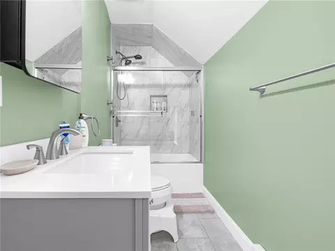 Bath - 58 Williams St, Woonsocket, RI 02895 photo 2 of 2