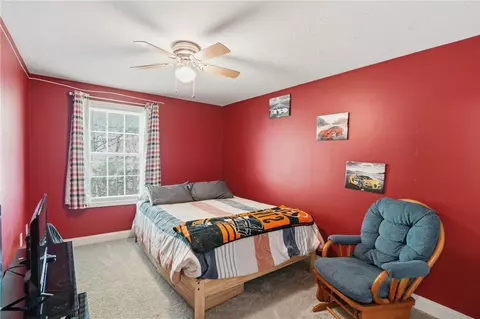 Bedroom - 272 Cass Ave #3, Woonsocket, RI 02895 photo 4 of 11