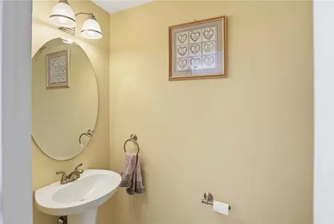 Bath - 272 Cass Ave #3, Woonsocket, RI 02895 photo 1 of 8