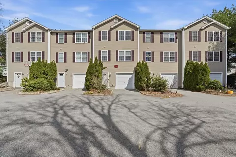 Exterior - 272 Cass Ave #3, Woonsocket, RI 02895 photo 4 of 5