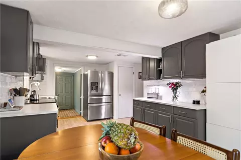 Kitchen - 48 Rowe Ave, Warwick, RI 02889 photo 5 of 6