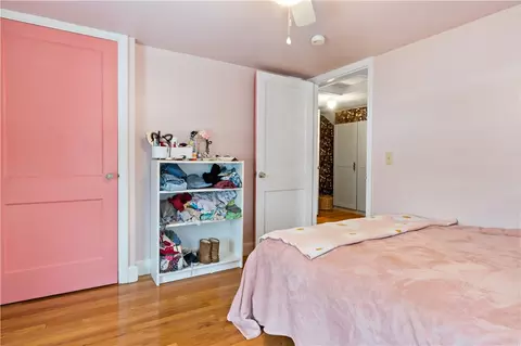 Bedroom - 48 Rowe Ave, Warwick, RI 02889 photo 6 of 6