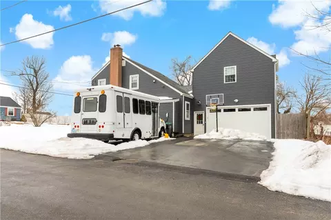 Exterior - 48 Rowe Ave, Warwick, RI 02889 photo 2 of 5