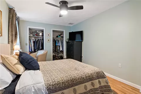 Bedroom - 48 Rowe Ave, Warwick, RI 02889 photo 2 of 6