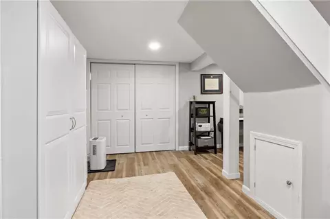 Entry Way - 48 Rowe Ave, Warwick, RI 02889 photo 1 of 2