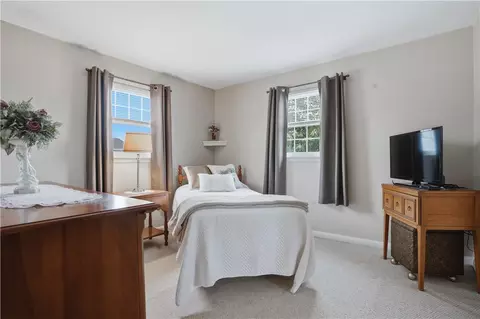 Bedroom - 191 Nimitz Rd, Woonsocket, RI 02895 photo 4 of 6