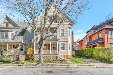 90 University Ave, Providence, RI 02906