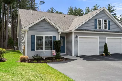 37 Rivers Edge Dr, Coventry, RI 02816