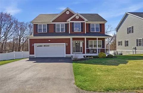 77 Theresa Marie Ave, Woonsocket, RI 02895