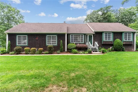 375 Franklin Rd, Coventry, RI 02816