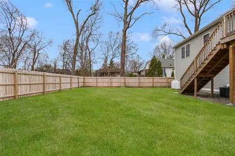 Exterior - 38 Overbrook Ave, Warwick, RI 02889 photo 7 of 10