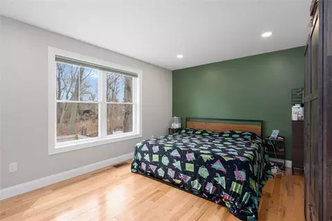 Bedroom - 38 Overbrook Ave, Warwick, RI 02889 photo 1 of 5