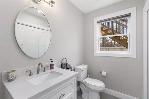 Bath - 38 Overbrook Ave, Warwick, RI 02889 photo 5 of 5