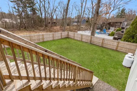 Exterior - 38 Overbrook Ave, Warwick, RI 02889 photo 6 of 10